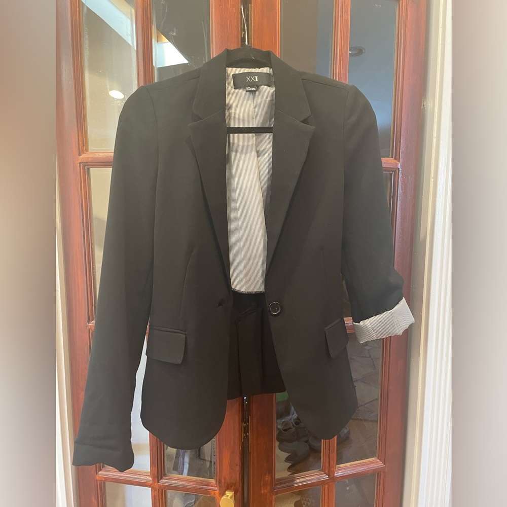 Forever21 Black Fitted Blazer